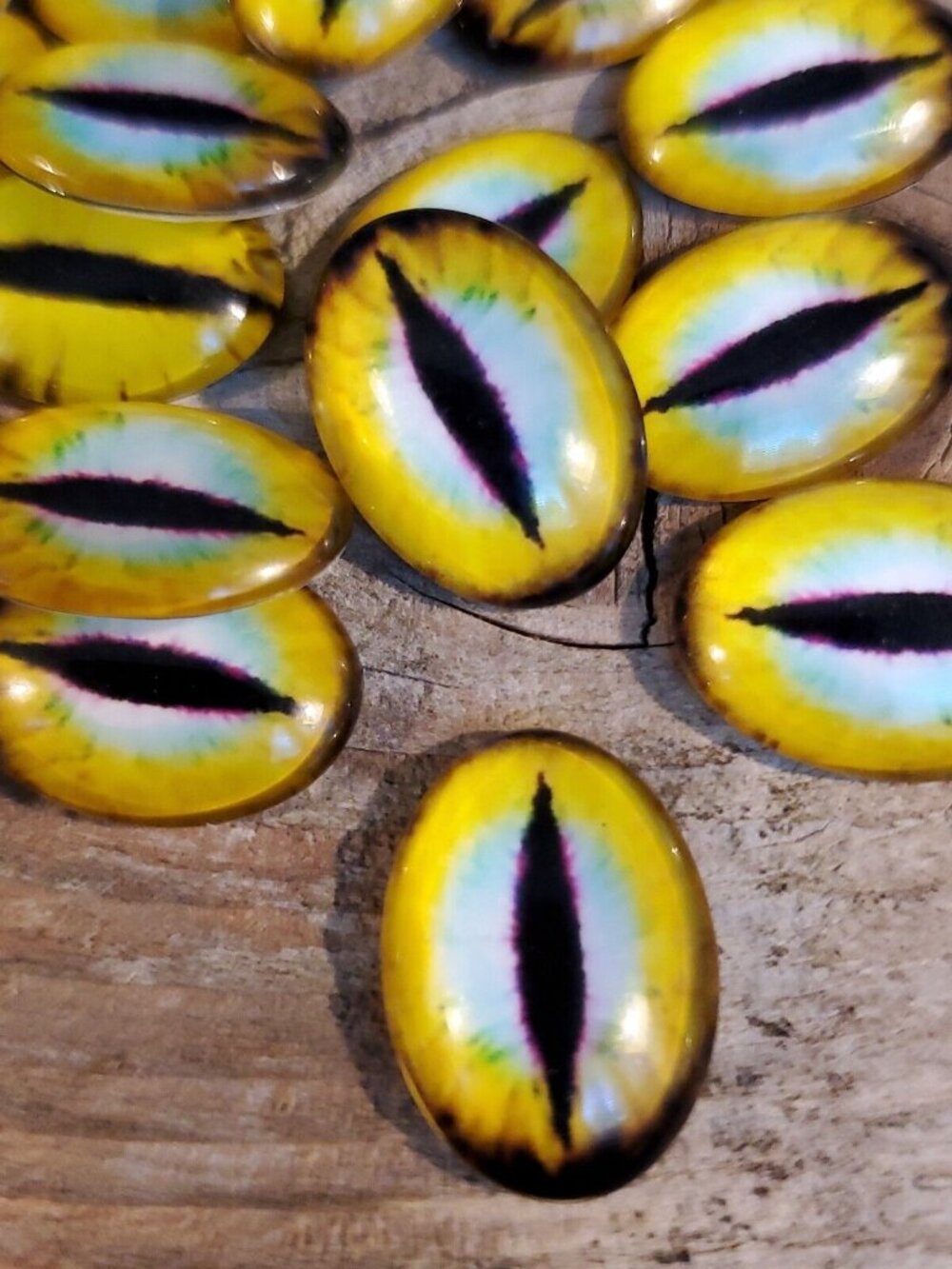 Dragon Eyes Black Yellow Light Blue GoT Fan Glass Cabochons 18x13mm Oval 2 pcs